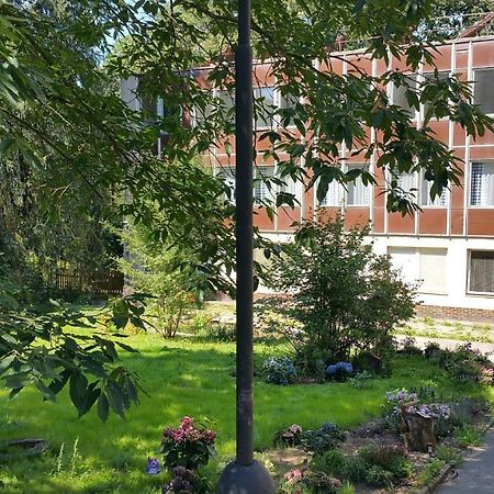 Hotel Hlaska Zlenice Exteriér fotografie